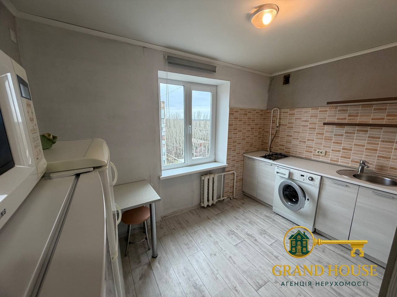 Оренда квартири на Генерала Радієвського зі світлом!